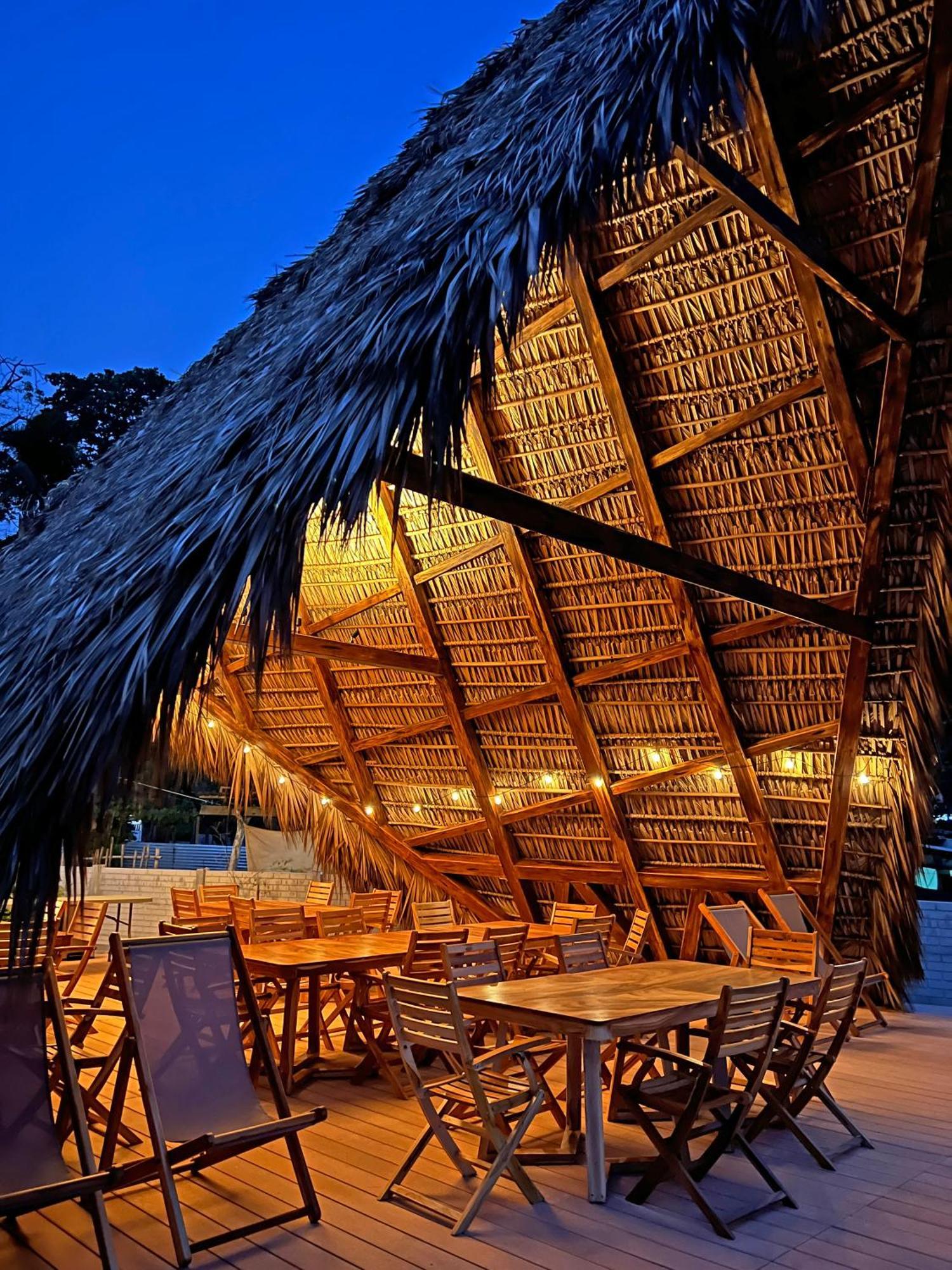 Almare Zonte - Beachfront Glamping Hotel Эль-Сонте Экстерьер фото