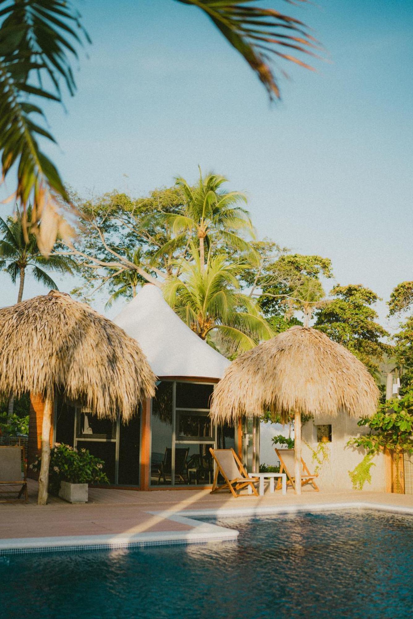 Almare Zonte - Beachfront Glamping Hotel Эль-Сонте Экстерьер фото